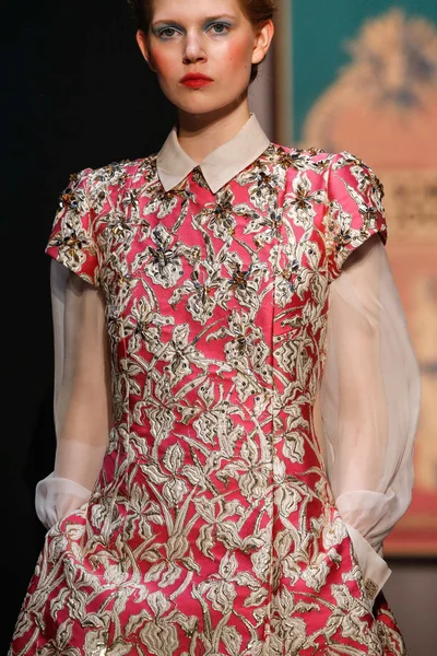 Look 57